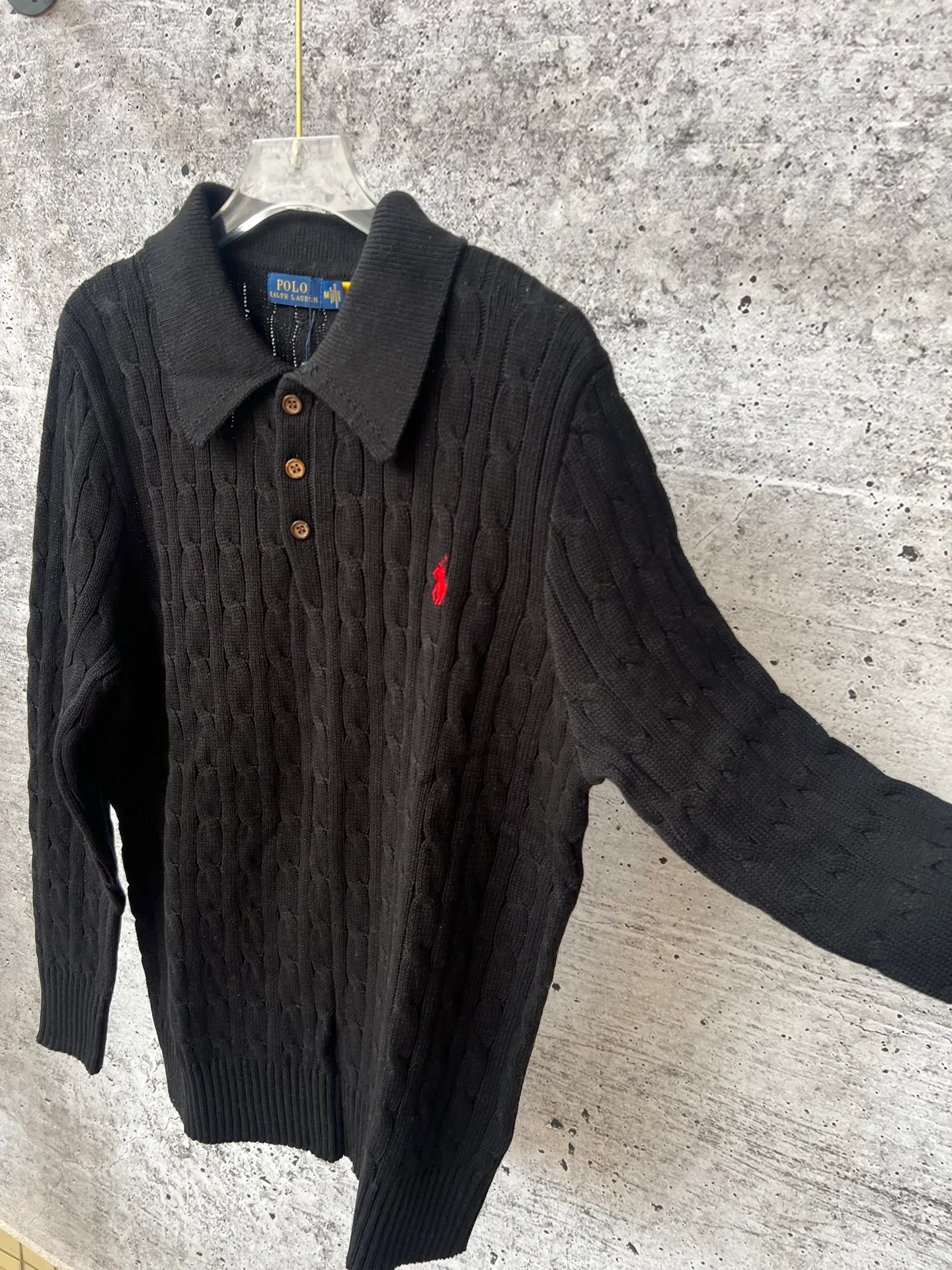 P240 Ralph Lauren fall lapel unisex polo sweater, made of the same pure cotton washed fabric as the original, all craftsmanship details restored to the original, buttoned lapel upper body with a lazy old money style